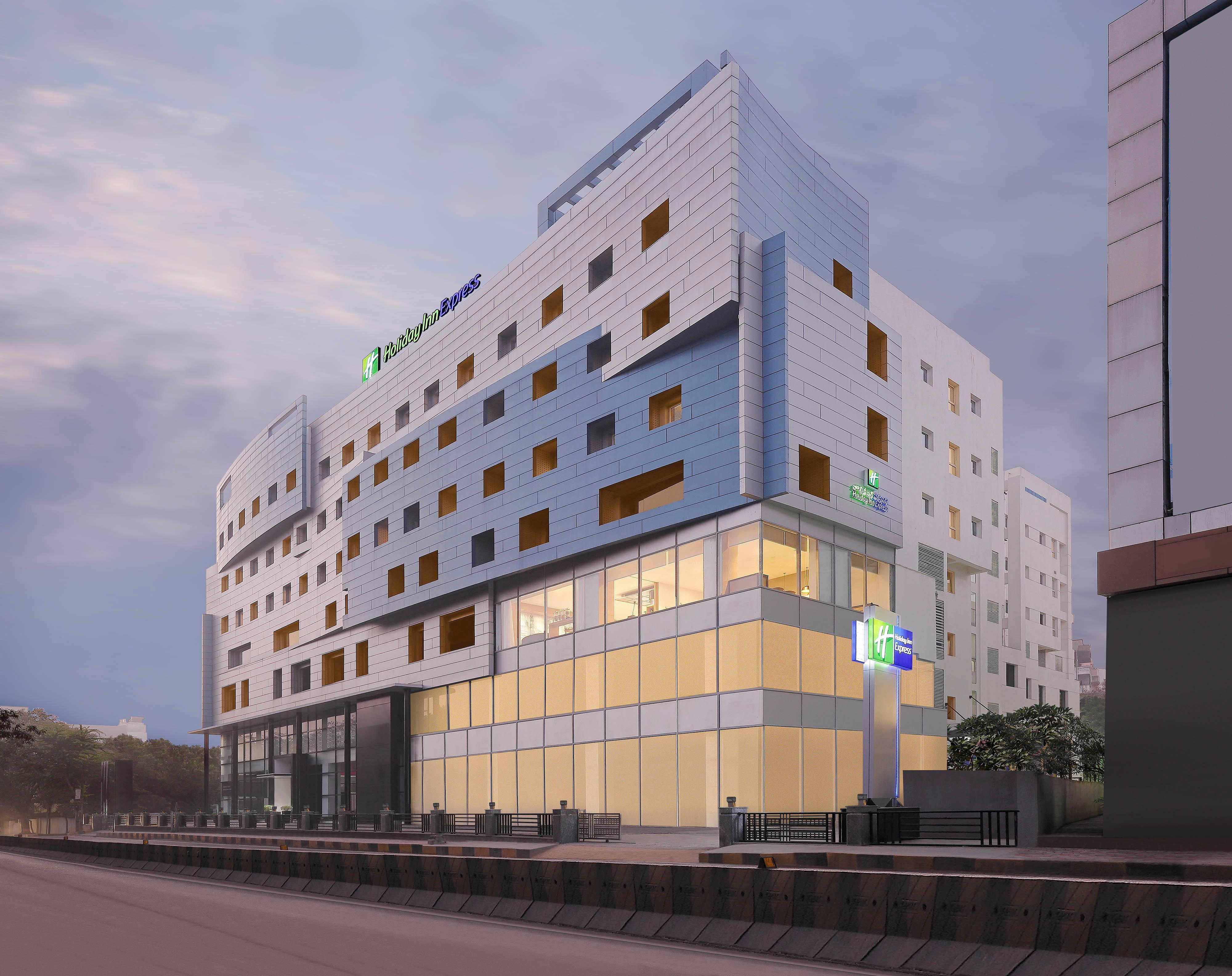 Holiday Inn Express Hyderabad Banjara Hills By Ihg Kültér fotó